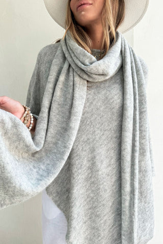 Adams alpaca scarf, pearl grey