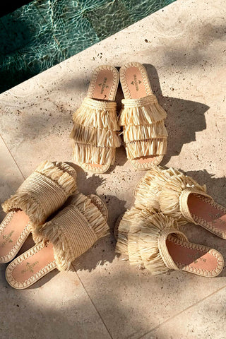 Island sandals, natural
