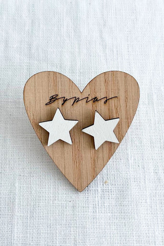 Star small button earrings, white