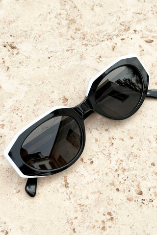 Sunglasses 54064, black and white