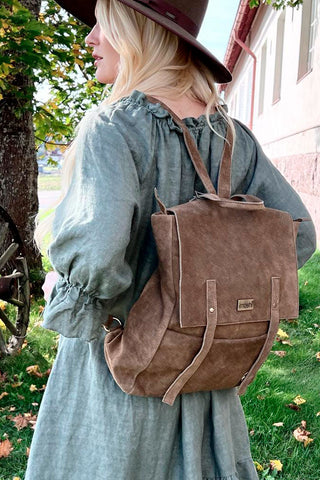 Sofia back pack, dusty green suede